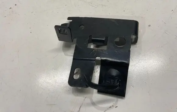 Peugeot 3008 II other engine part 9802386680