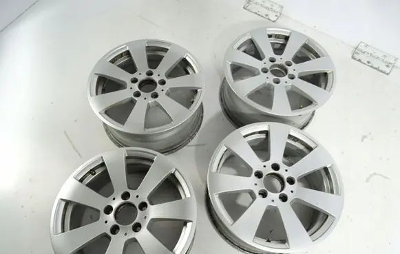 Mercedes-Benz C W204 R16 alloy rim A2054011102