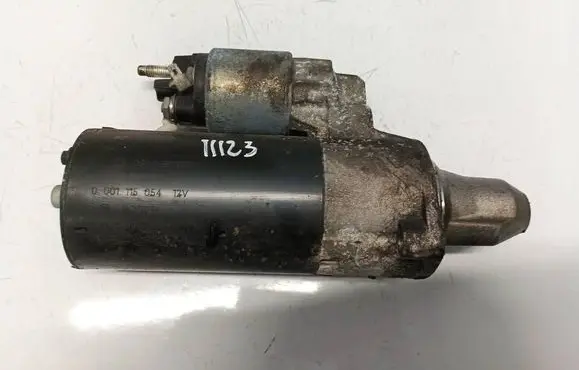 Jeep Grand Cherokee (WK) Starter motor 04801516AA
