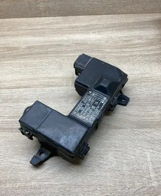Mazda 626 Fuse box set 423083