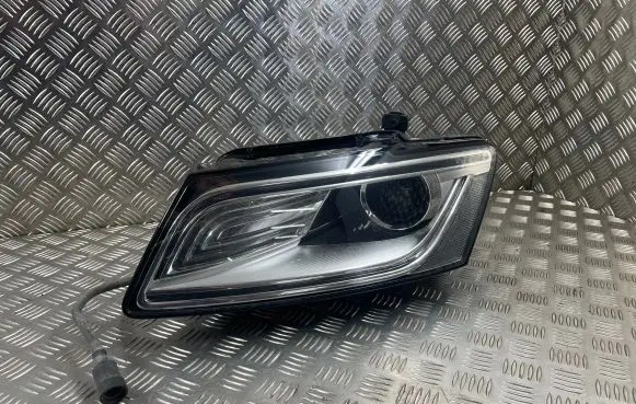 Audi Q5 SQ5 Headlight/headlamp 8R0941005C 90038850 1405801102A