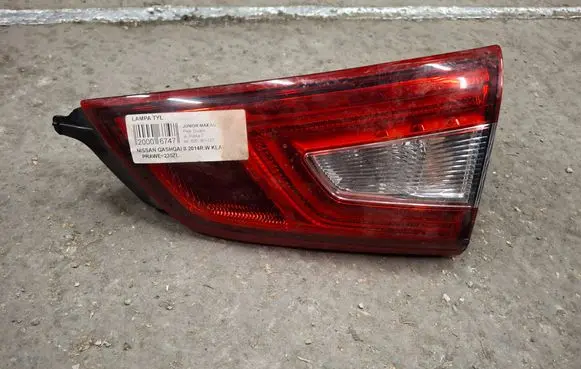 Nissan Qashqai Rear/tail lights 26550