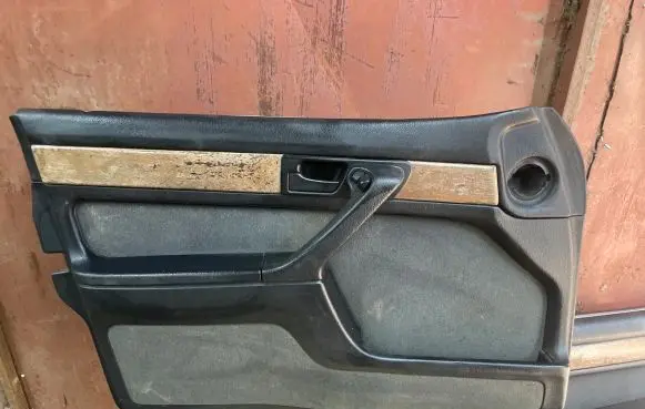 BMW 7 E32 Front door card panel trim
