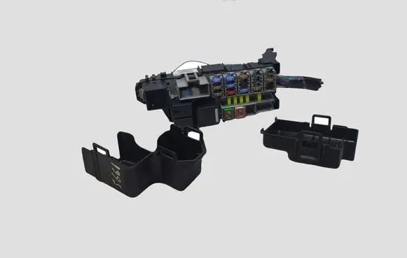 Volvo V60 Fuse module 13800159