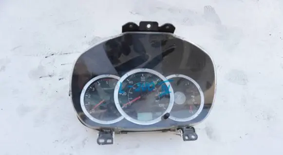 Speedometer (instrument cluster)