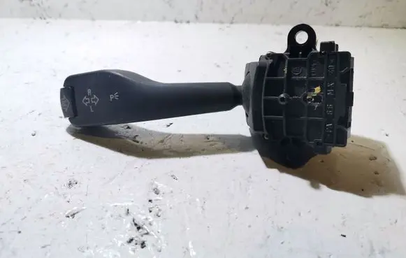 BMW 3 E46 Indicator stalk 8363668