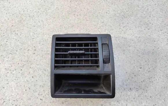 Volkswagen Transporter - Caravelle T5 Dashboard side air vent grill/cover trim 7H1819203AAOP0825 7H1819203A