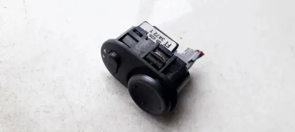 Opel Zafira A Wing mirror switch 09226861