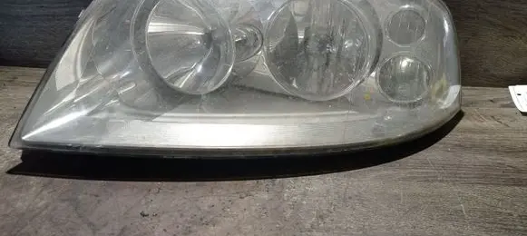 Volkswagen Sharan Headlight/headlamp 0301182601