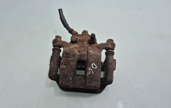 Nissan Murano Z50 Rear brake caliper 