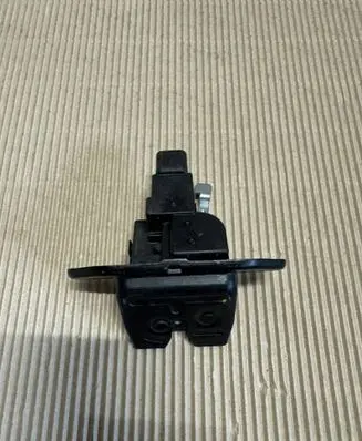 KIA Rio Tailgate/trunk/boot lock/catch/latch