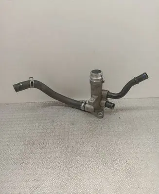 Engine coolant pipe/hose