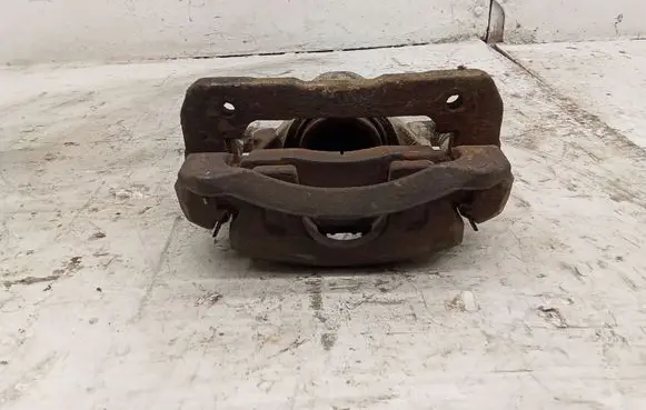 Honda FR-V Front brake caliper
