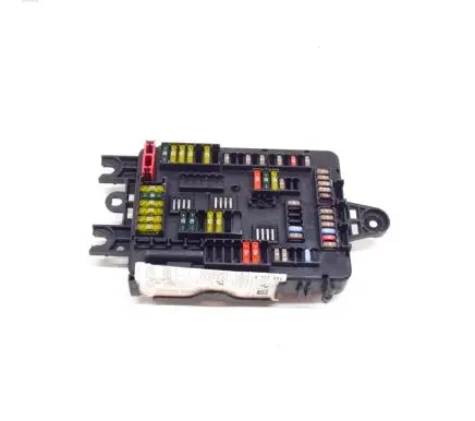 BMW 4 F32 F33 Fuse module 9337880 9337884