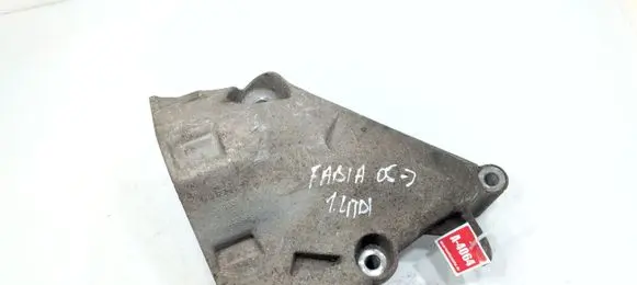 Skoda Fabia Mk1 (6Y) Engine mounting bracket 045199207M