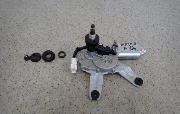 Hyundai Matrix Wiper motor 9870017000