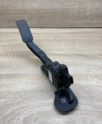 Mazda 6 Accelerator throttle pedal GS8S41600 6PV933370