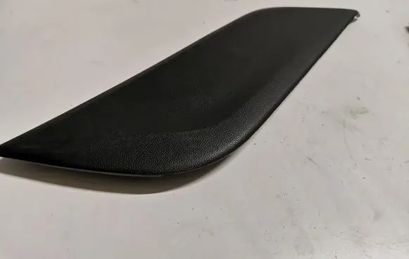 Ford Mustang VI Centre console side trim front FR3B63044E07A