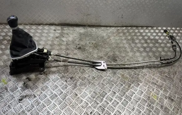 Ford Fiesta Gear shifter/selector C1BR7C453AKD