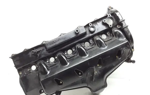 Volvo V70 Rocker cam cover 30743259 31256168