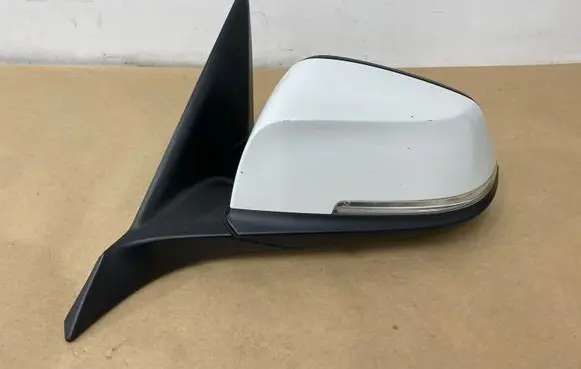 BMW 1 F20 F21 Front door electric wing mirror 20202003