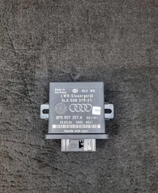 Audi A3 S3 8P Light module LCM 8P0907357A
