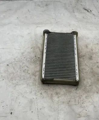 A/C cooling radiator (condenser)