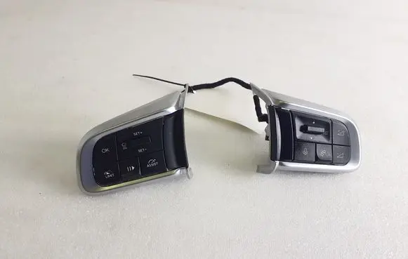 Steering wheel buttons/switches