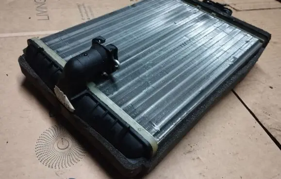 Chrysler Crossfire Heater blower radiator