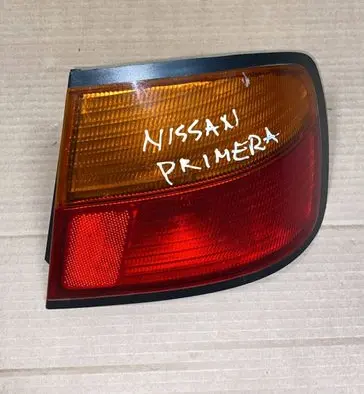 Nissan Primera Rear/tail lights W130776
