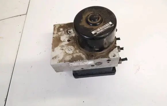 Volvo XC90 ABS Pump p08671225