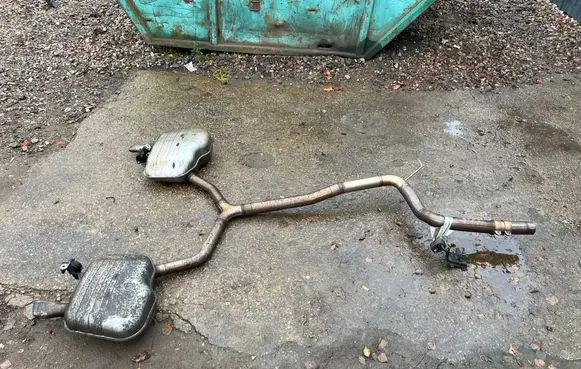 Muffler/silencer