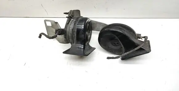 BMW 5 E60 E61 Horn signal 6935709 6935987 6935988
