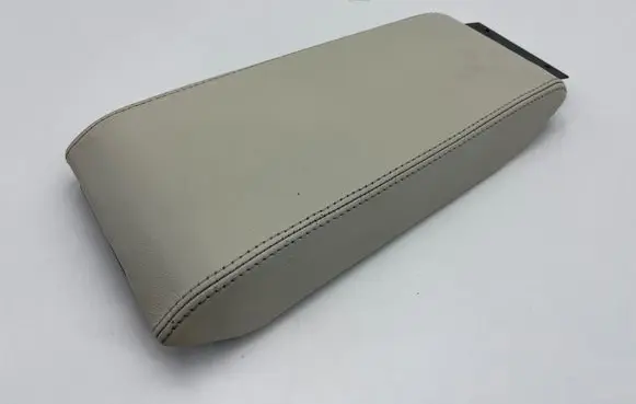 Jaguar XK8 - XKR Armrest MJE7750AA