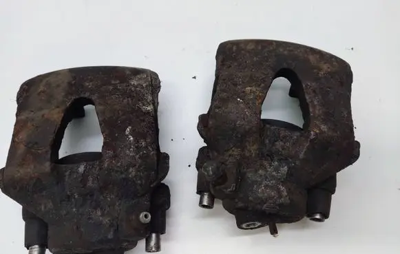 Skoda Fabia Mk1 (6Y) Front brake caliper