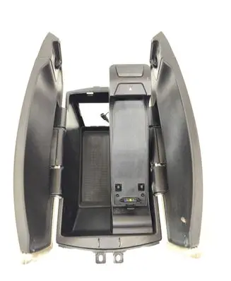 BMW X5 E70 Armrest 0111258