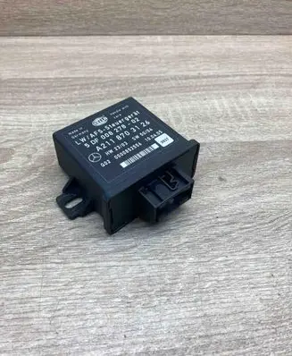 Mercedes-Benz E W211 Light module LCM A2118703126