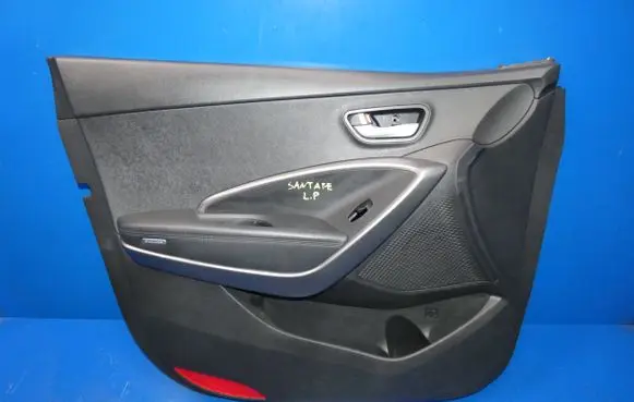 Hyundai Grand Santa Fe NC Front door card panel trim