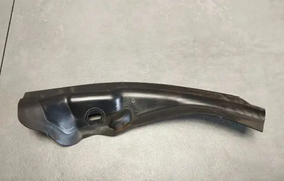 Audi A3 S3 8V Wiper trim 8V0805234C