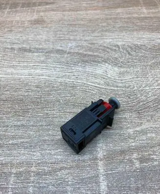 Opel Astra H Brake pedal sensor switch 13178792