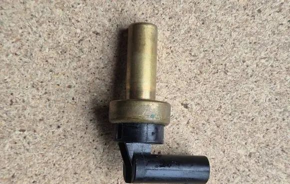 Opel Astra K Coolant temperature sensor 12641073 1338407