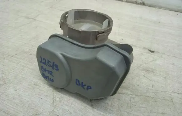 Audi A3 S3 8P Throttle valve 03G128063B