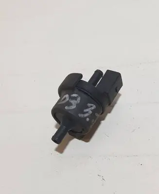 Audi A8 S8 D3 4E Vacuum valve 077133459 424249 4212191