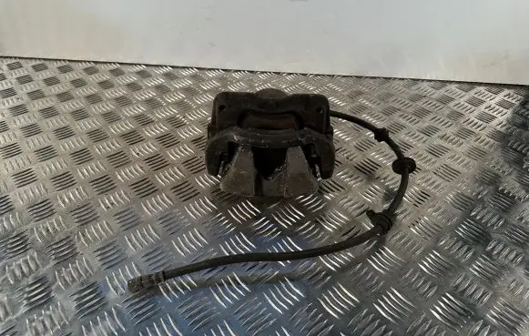 BMW 5 G30 G31 Front brake caliper 53389A 53389