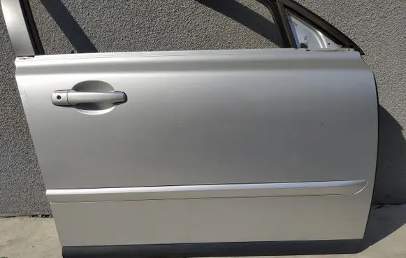 Volvo S60 Front door