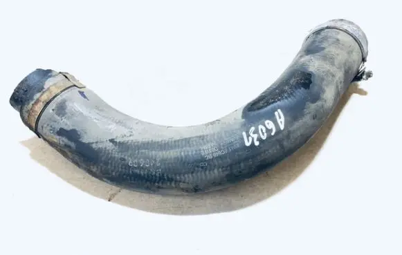 Ford Kuga I Intercooler hose/pipe 8V416C646BC d05we