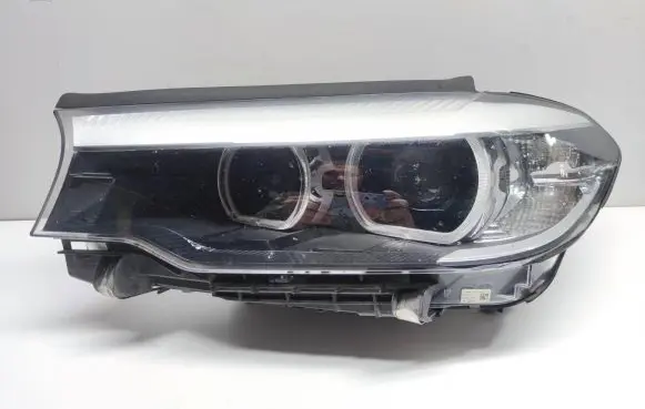BMW 5 G30 G31 Headlight/headlamp EC8697