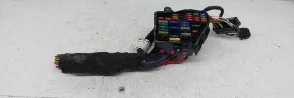 Volkswagen PASSAT B5.5 Fuse module 8D1941824