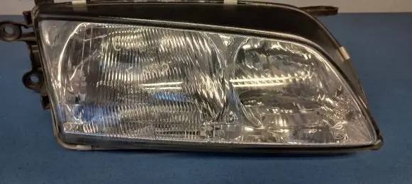 Mazda 626 Headlight/headlamp 082161136R
