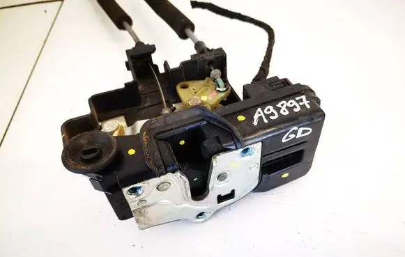 Chevrolet Captiva Rear door lock
